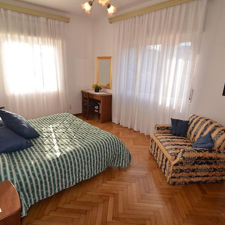 Glicine Apartment Levanto Kültér fotó